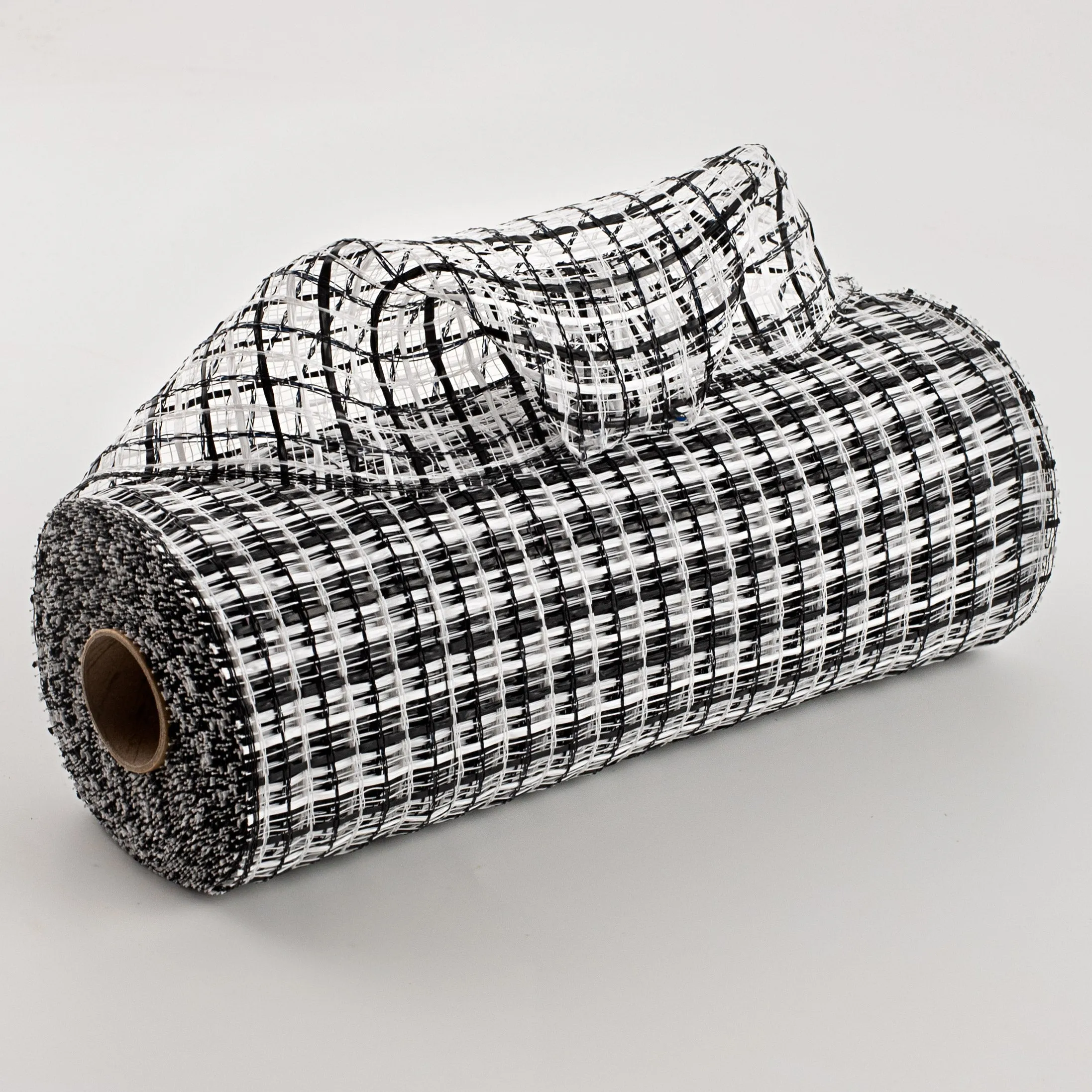 10" Basket Weave Mesh: Black/White Plaid