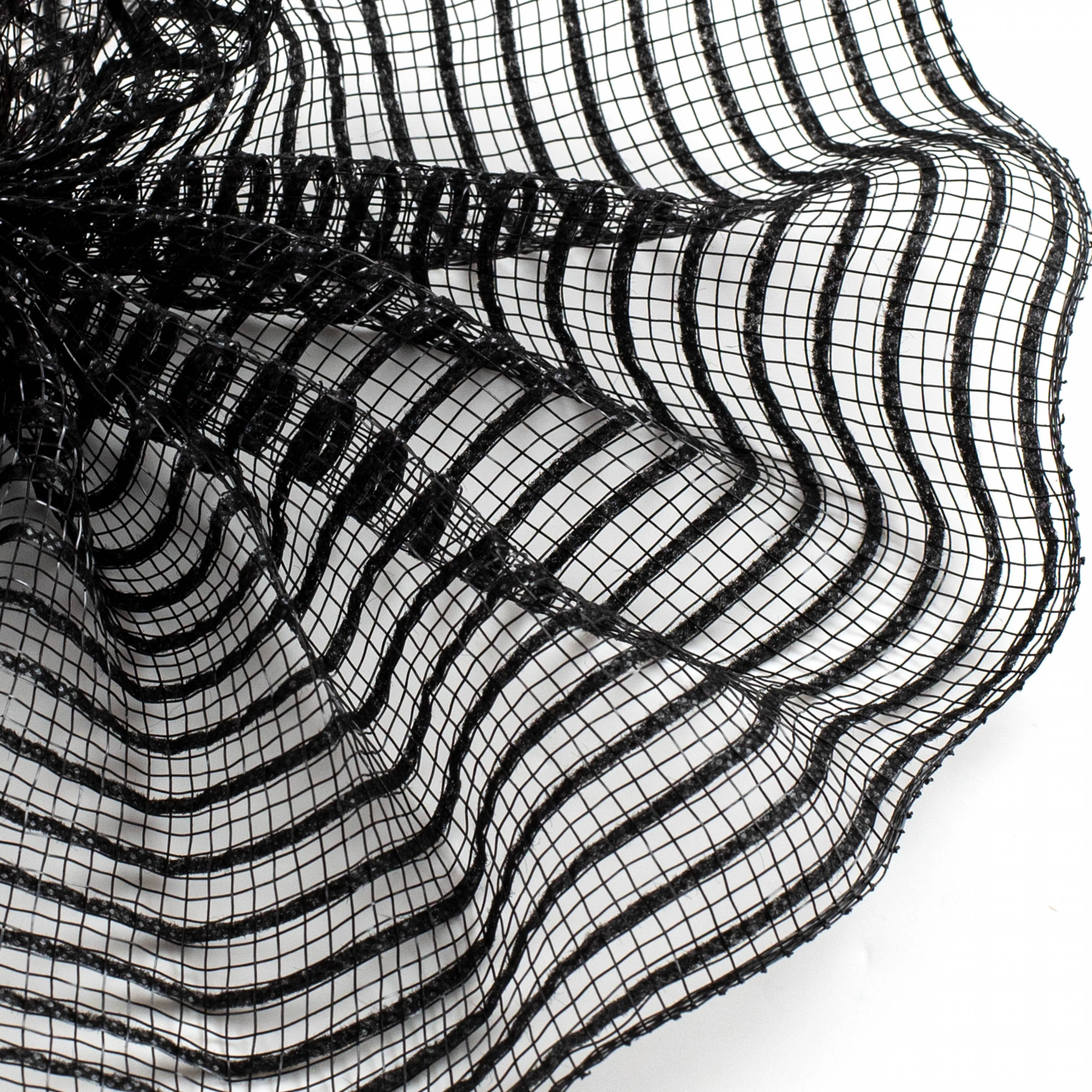 10" Breeze Mesh: Black