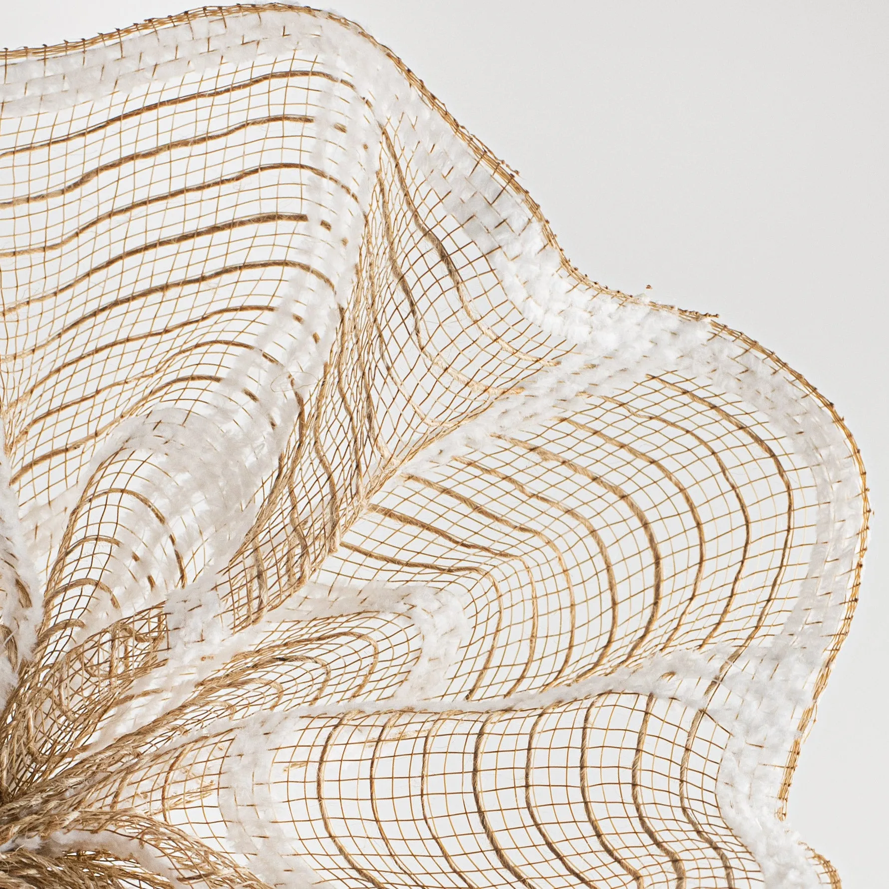 10" Magnolia Plaid Mesh: Natural & White