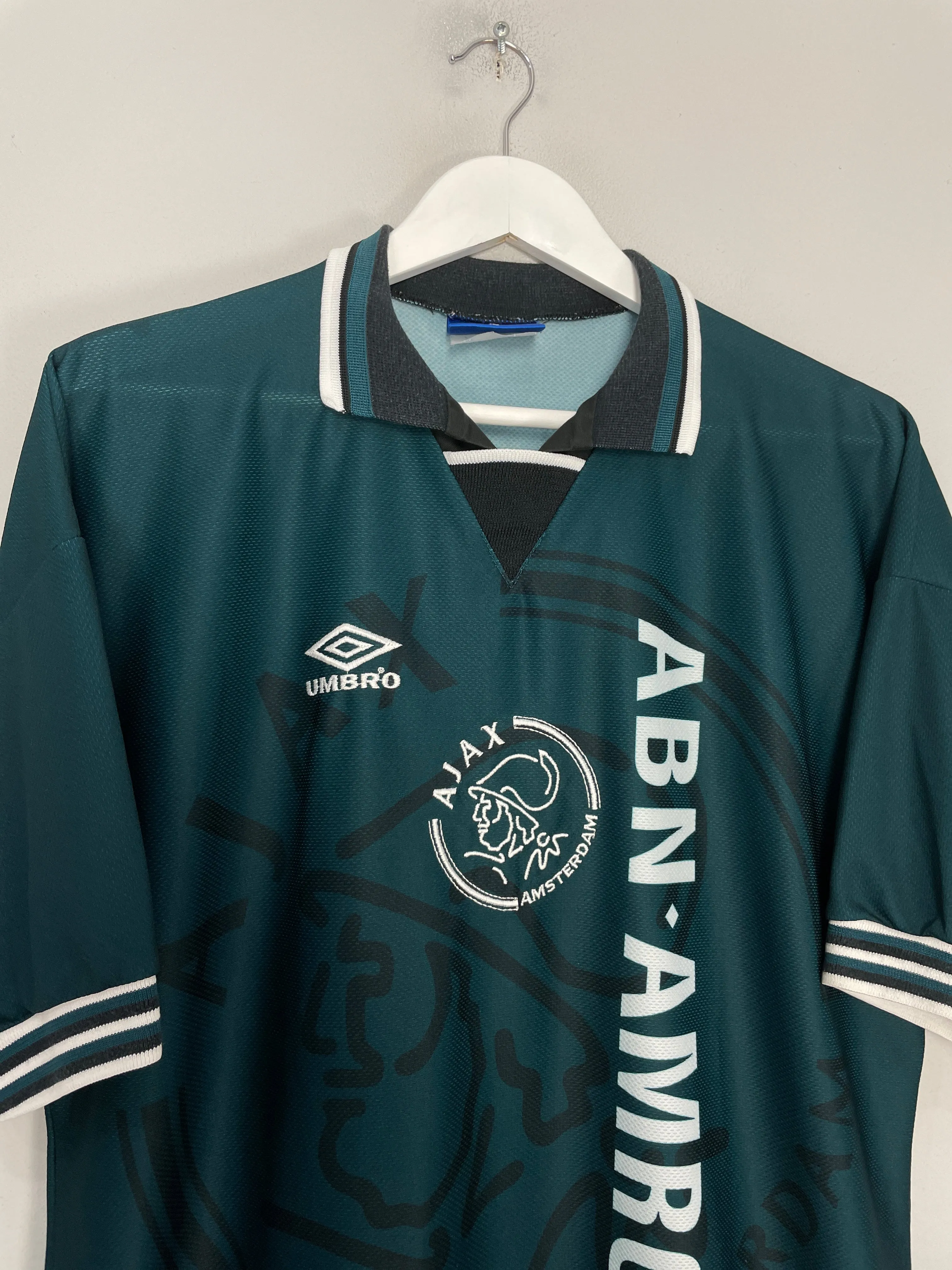 1995/96 AJAX AWAY SHIRT (L) UMBRO