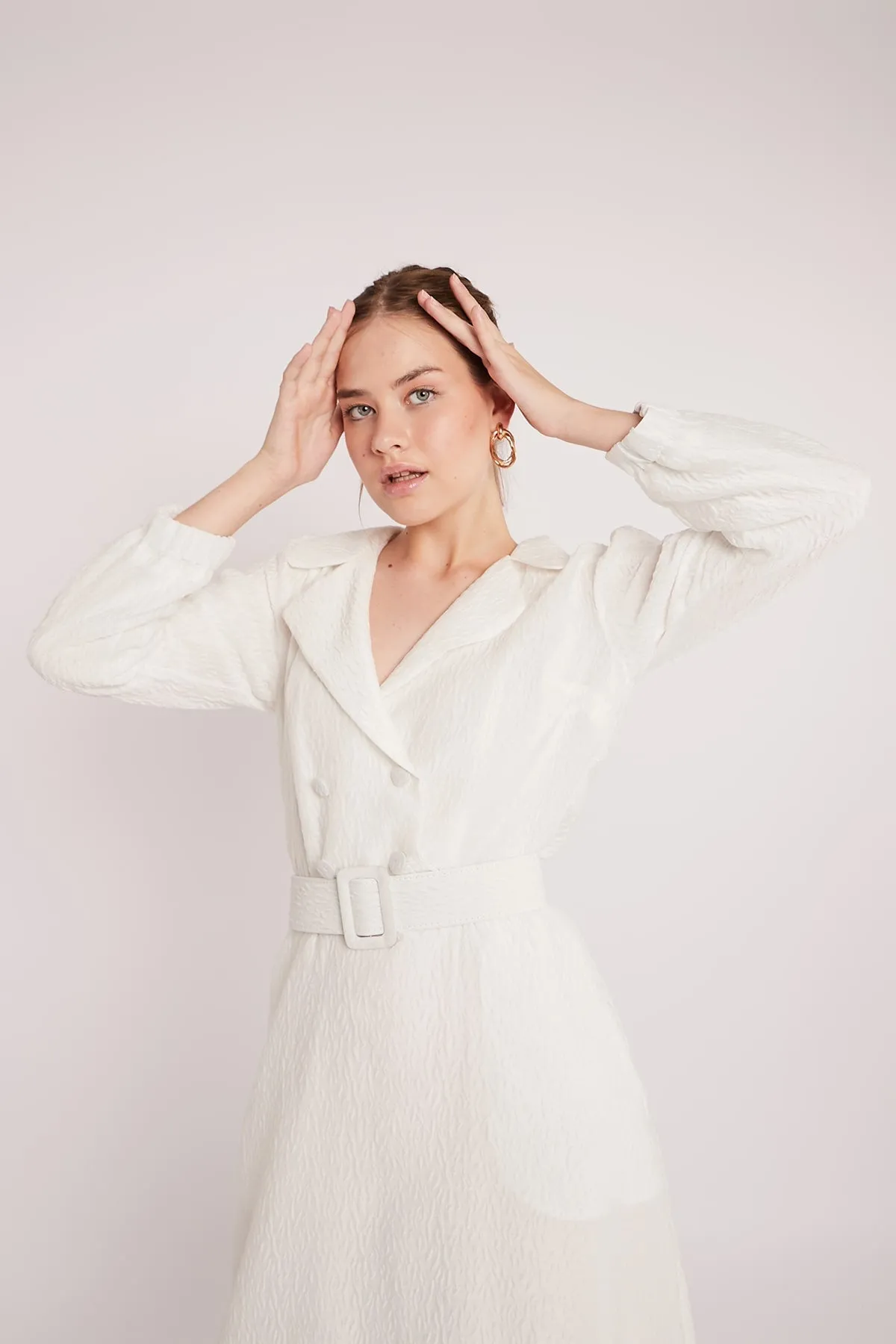 Chic Belted Dress - White