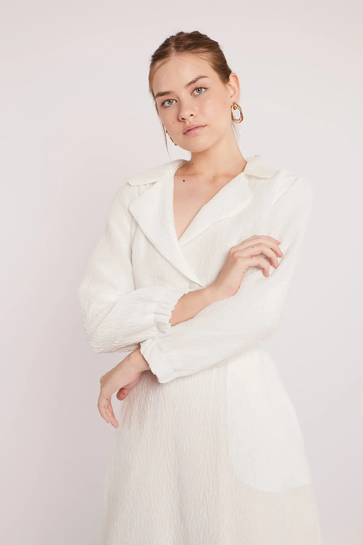 Chic Belted Dress - White