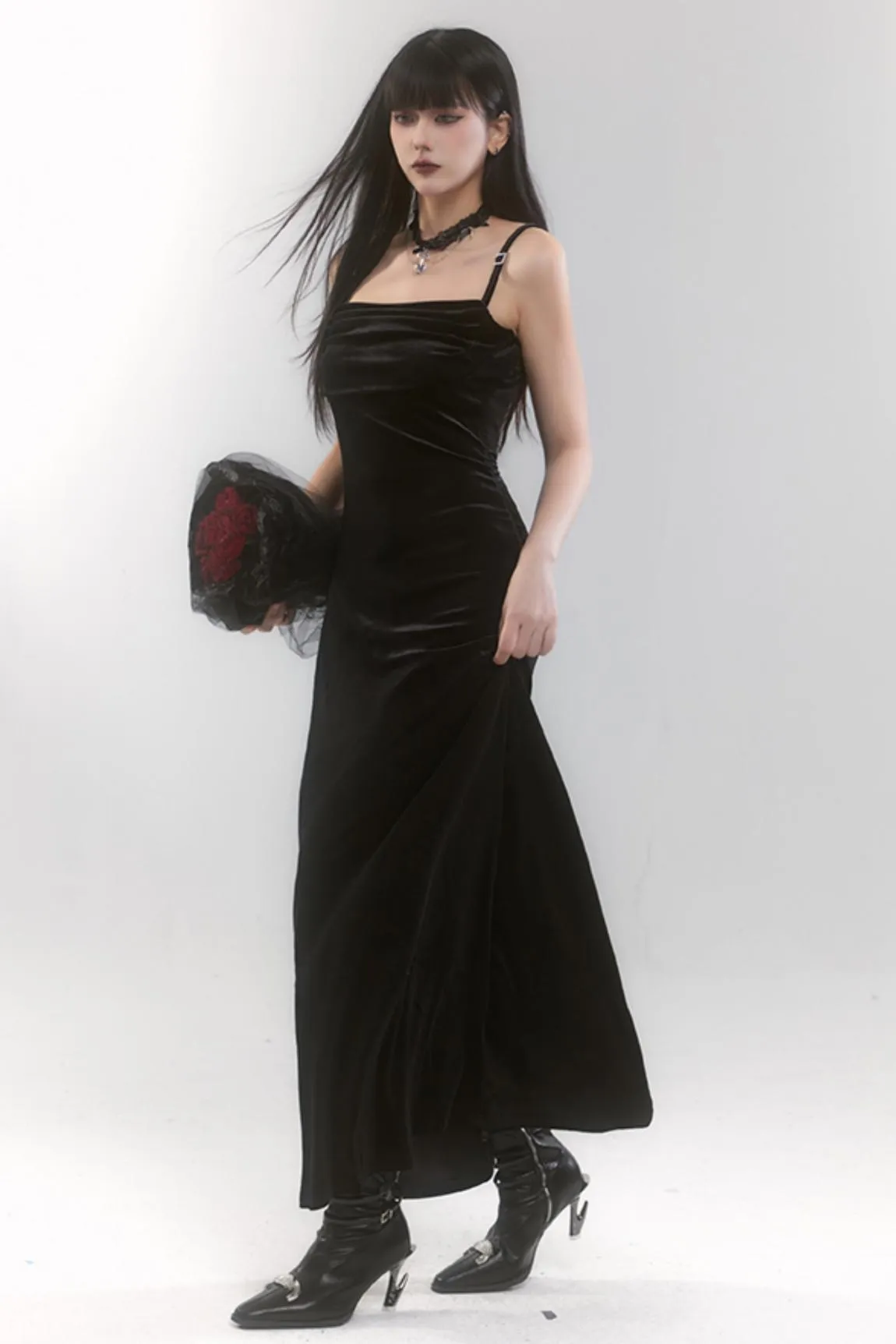 Chic Velvet Event Dress