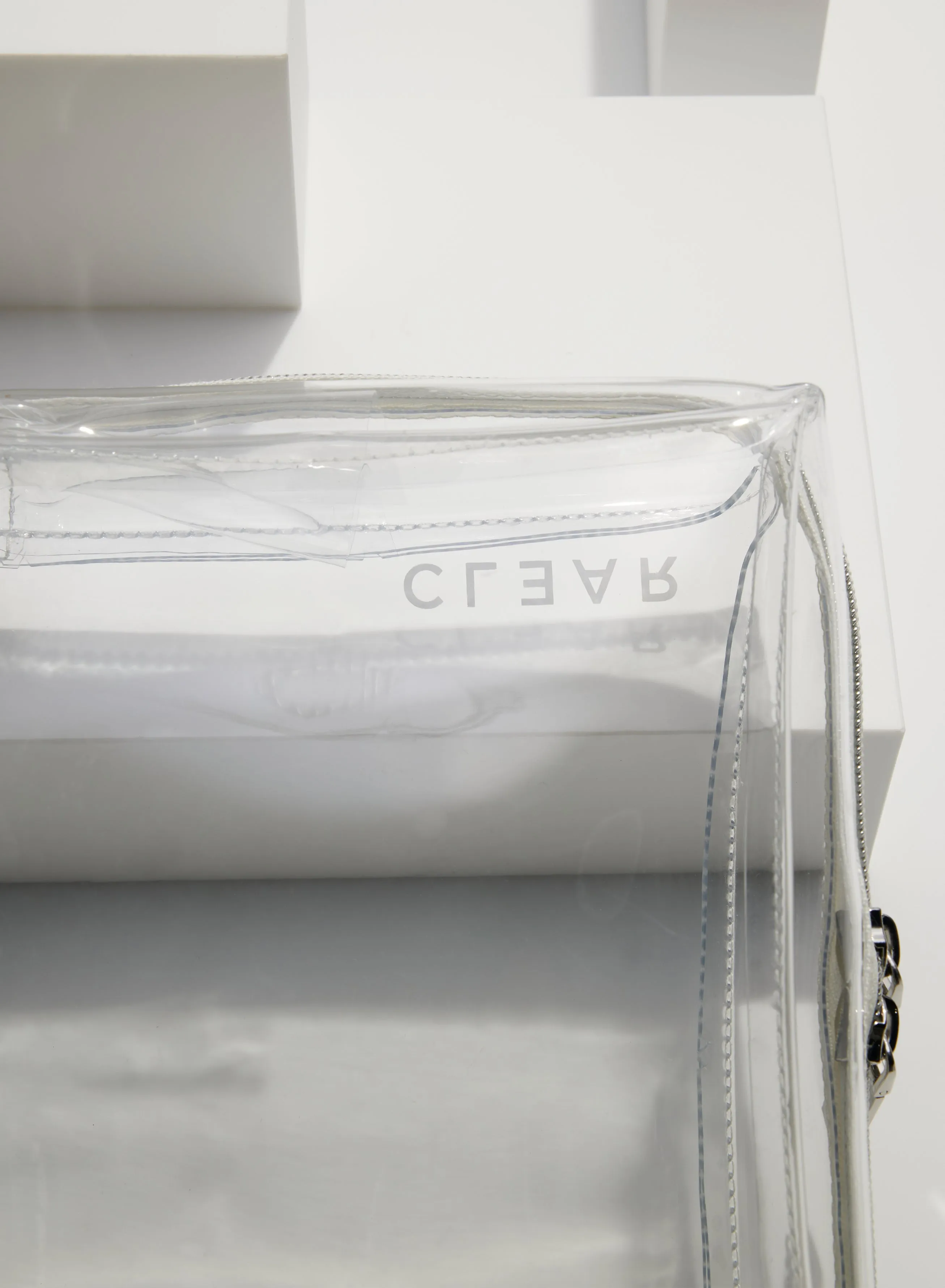 CLEAR LARGE COSMETIC CASE