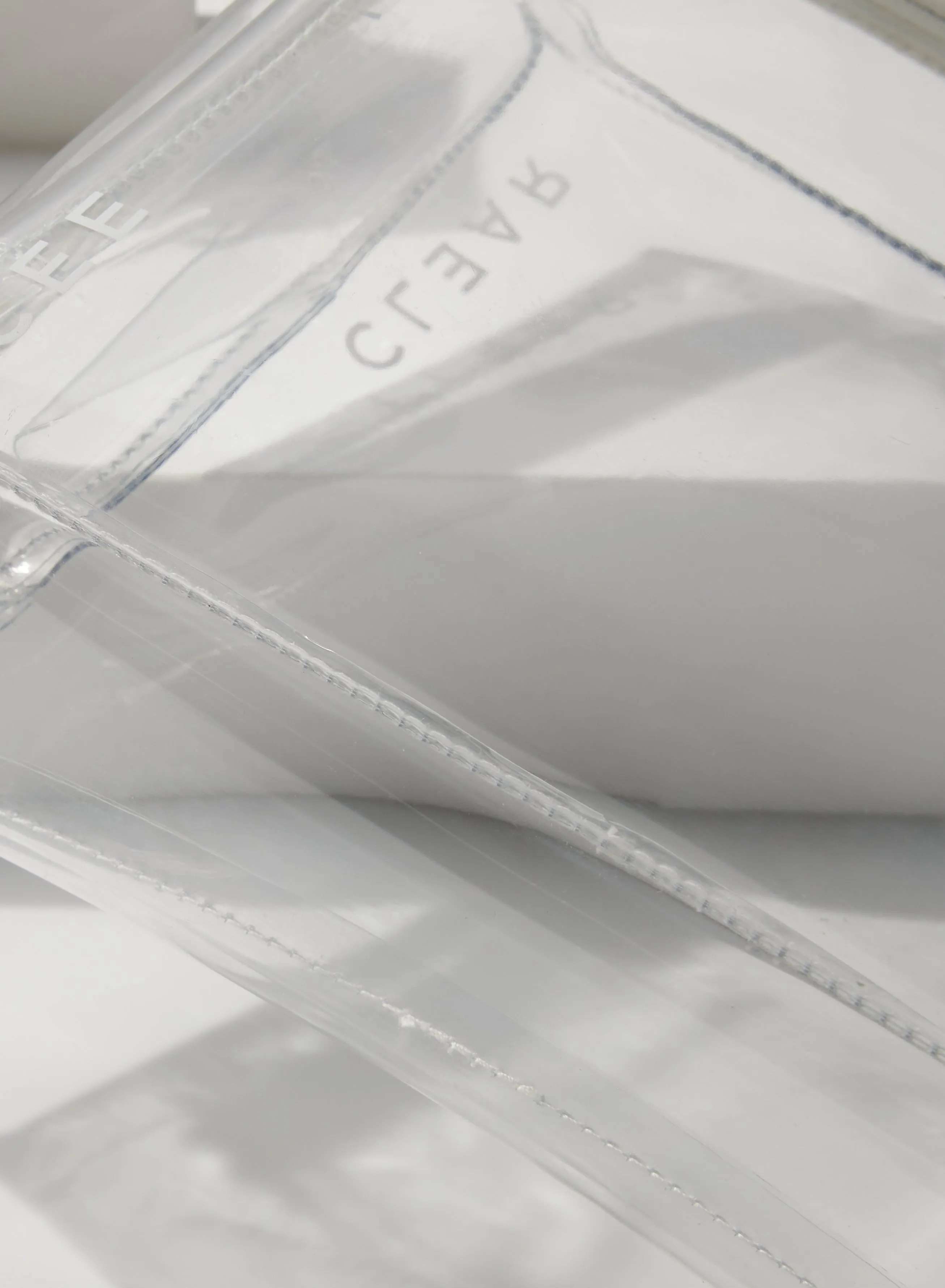 CLEAR LARGE COSMETIC CASE