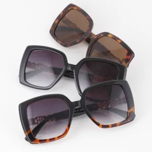 Curb Chain Gradient Box Sunglasses