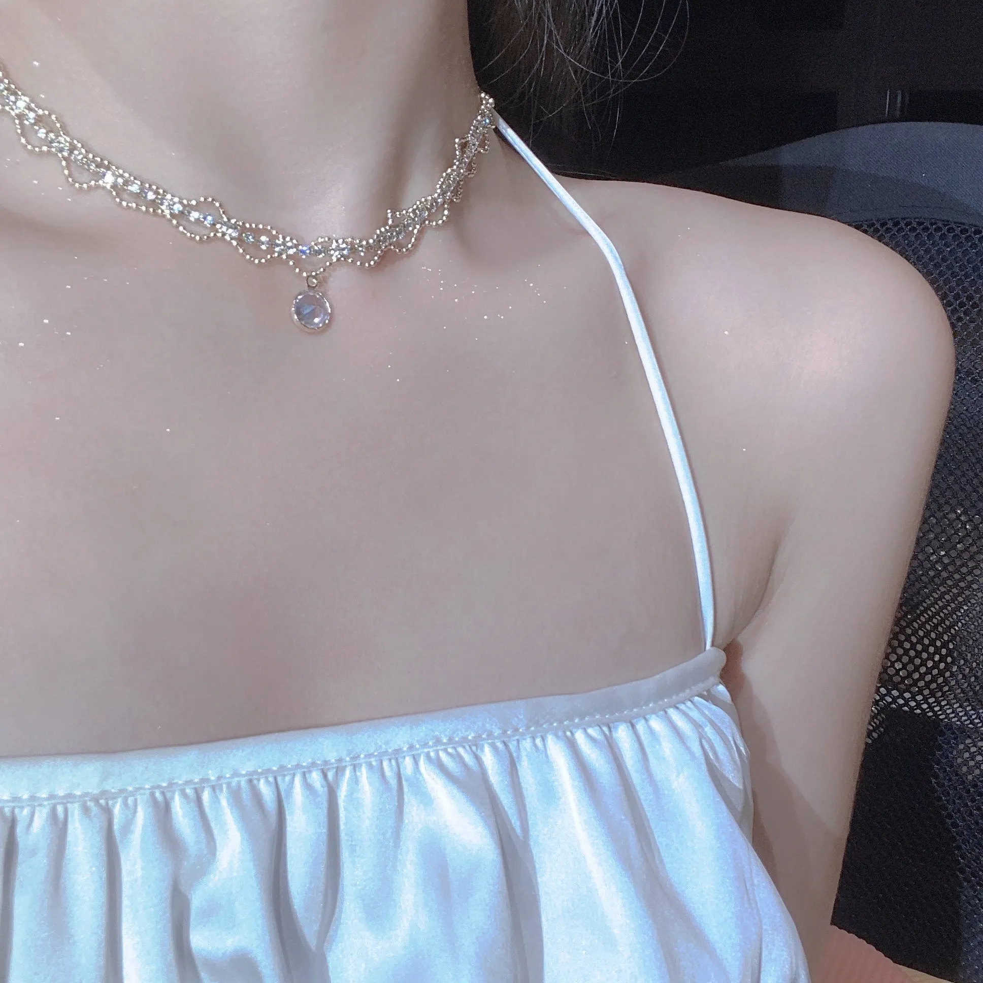 French Retro Style Pretty Lace Teardrop Crystal Chain Necklace