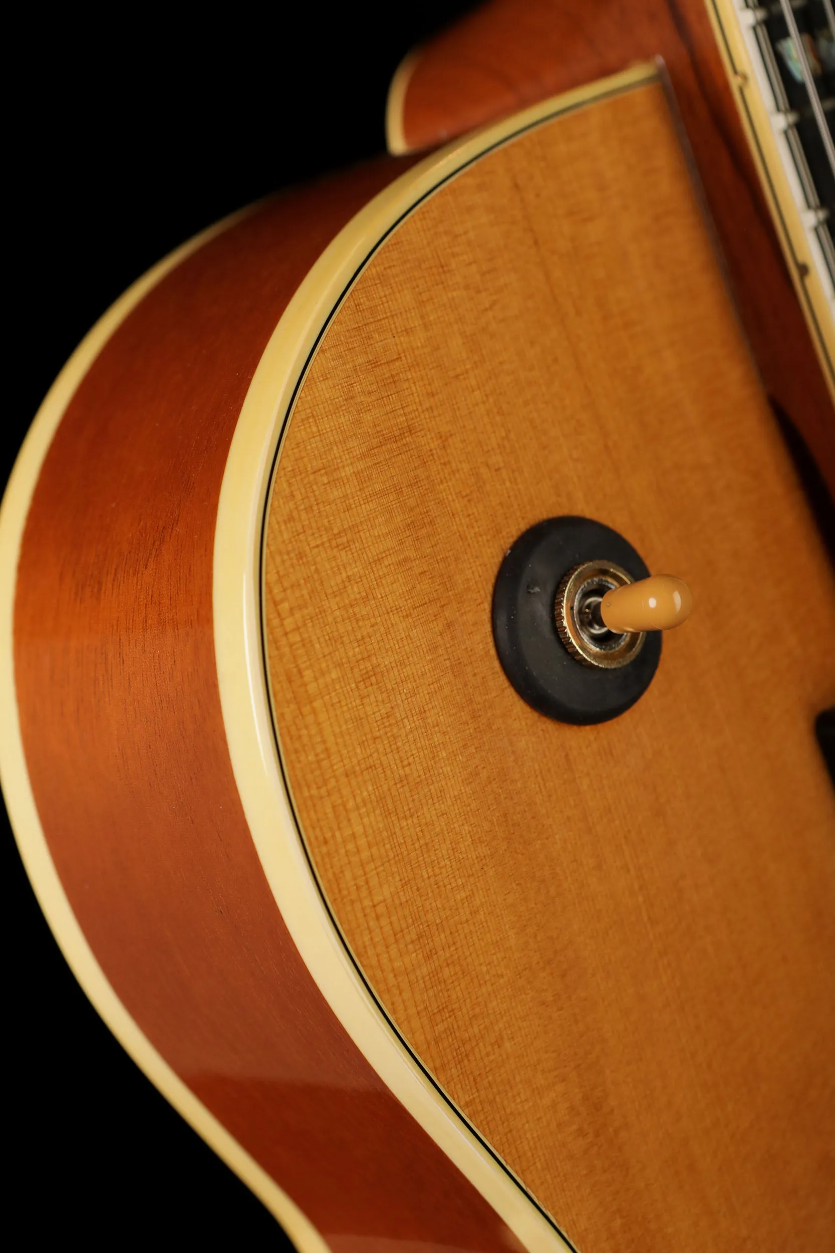Gibson Custom Shop L-4 CES Thinline 'Art Deco' - 1 of 1, Preowned 2011