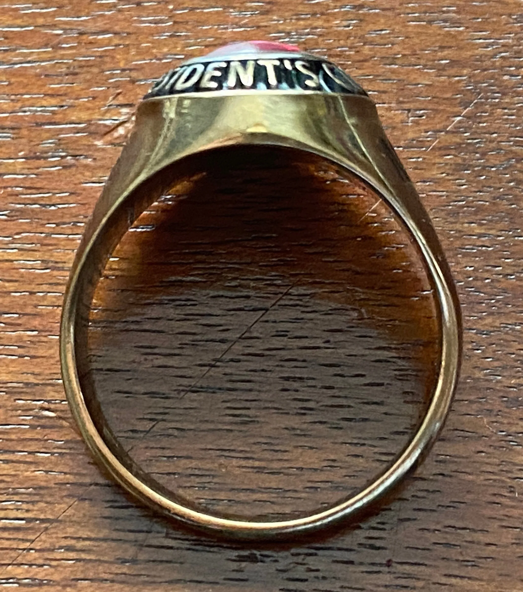 Gold Plate Red Robin Presidents Club Ring Pink Cabochon Sz 10.75