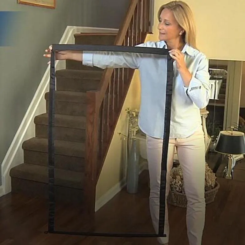 Ingenious Mesh Magic Pet Gate