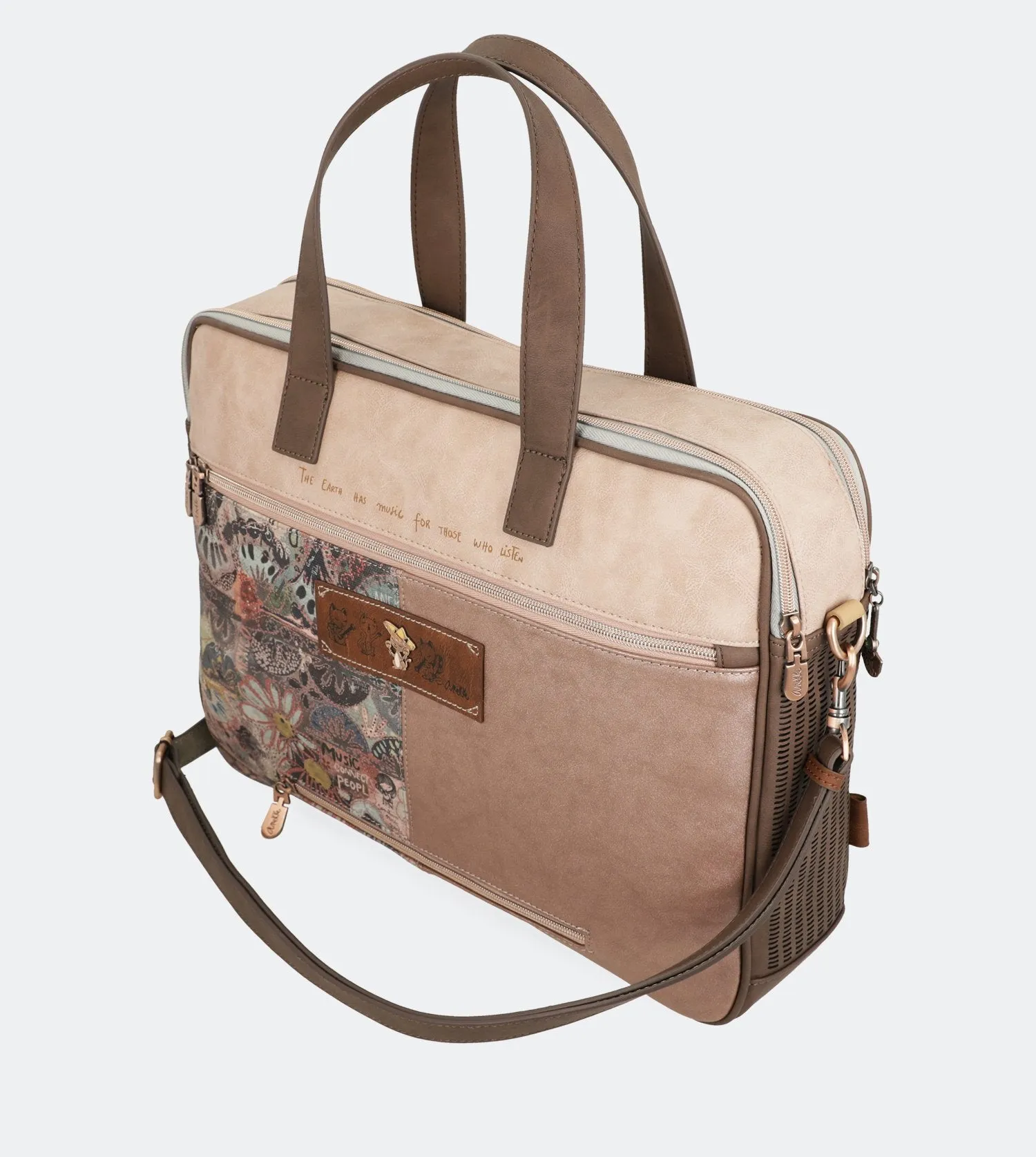 Ixchel Briefcase with a zip