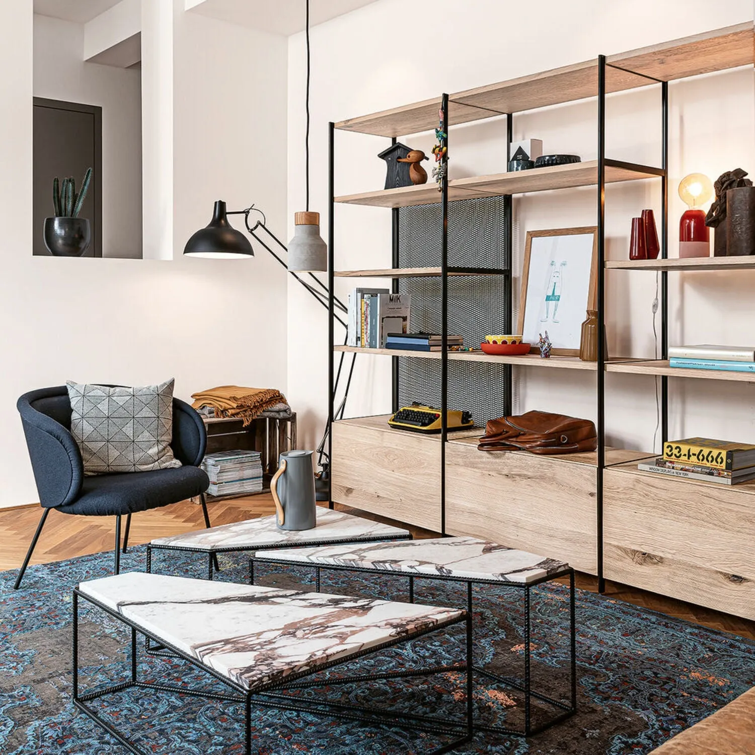 janua | bc 06 room 68 shelving system | 4x5 grid oak   black