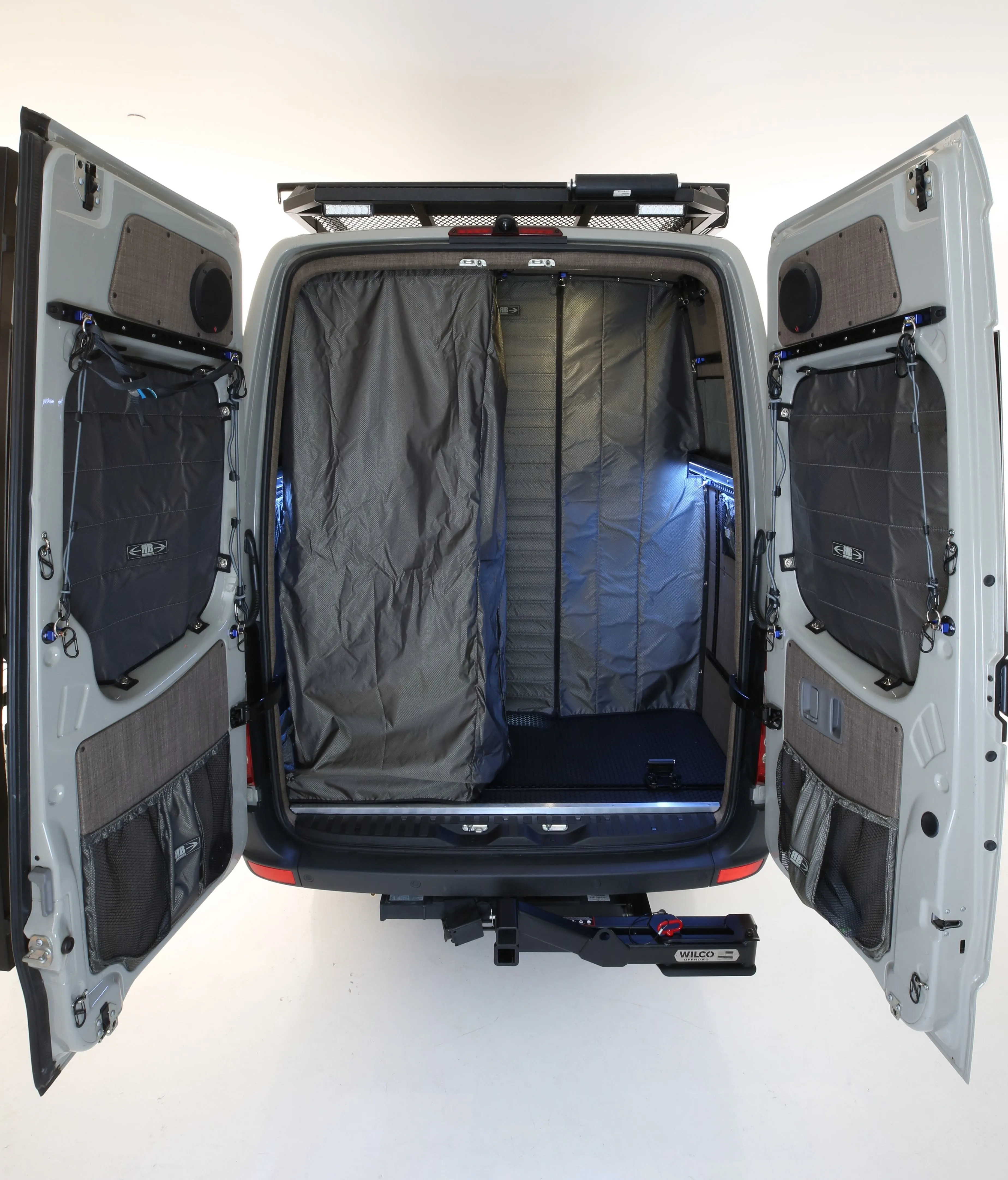 JR 170 Adventure Van - 2500 4x4