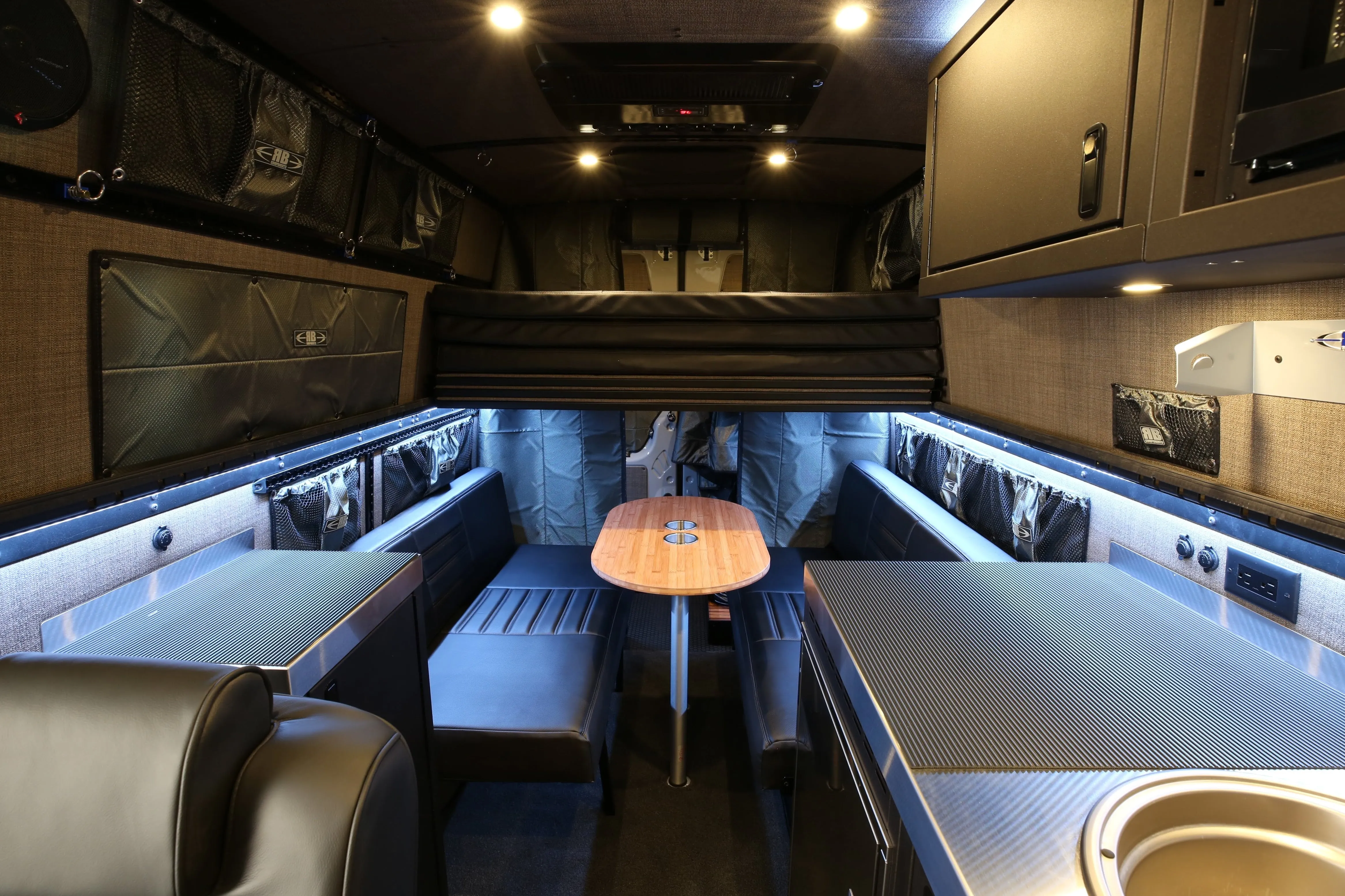 JR 170 Adventure Van - 2500 4x4