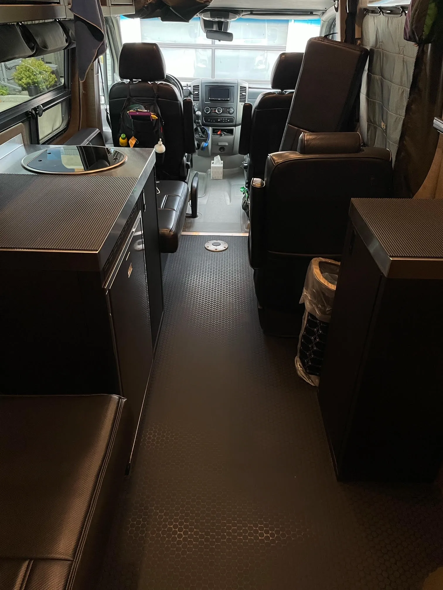 JR 170 Adventure Van - 2500 4x4