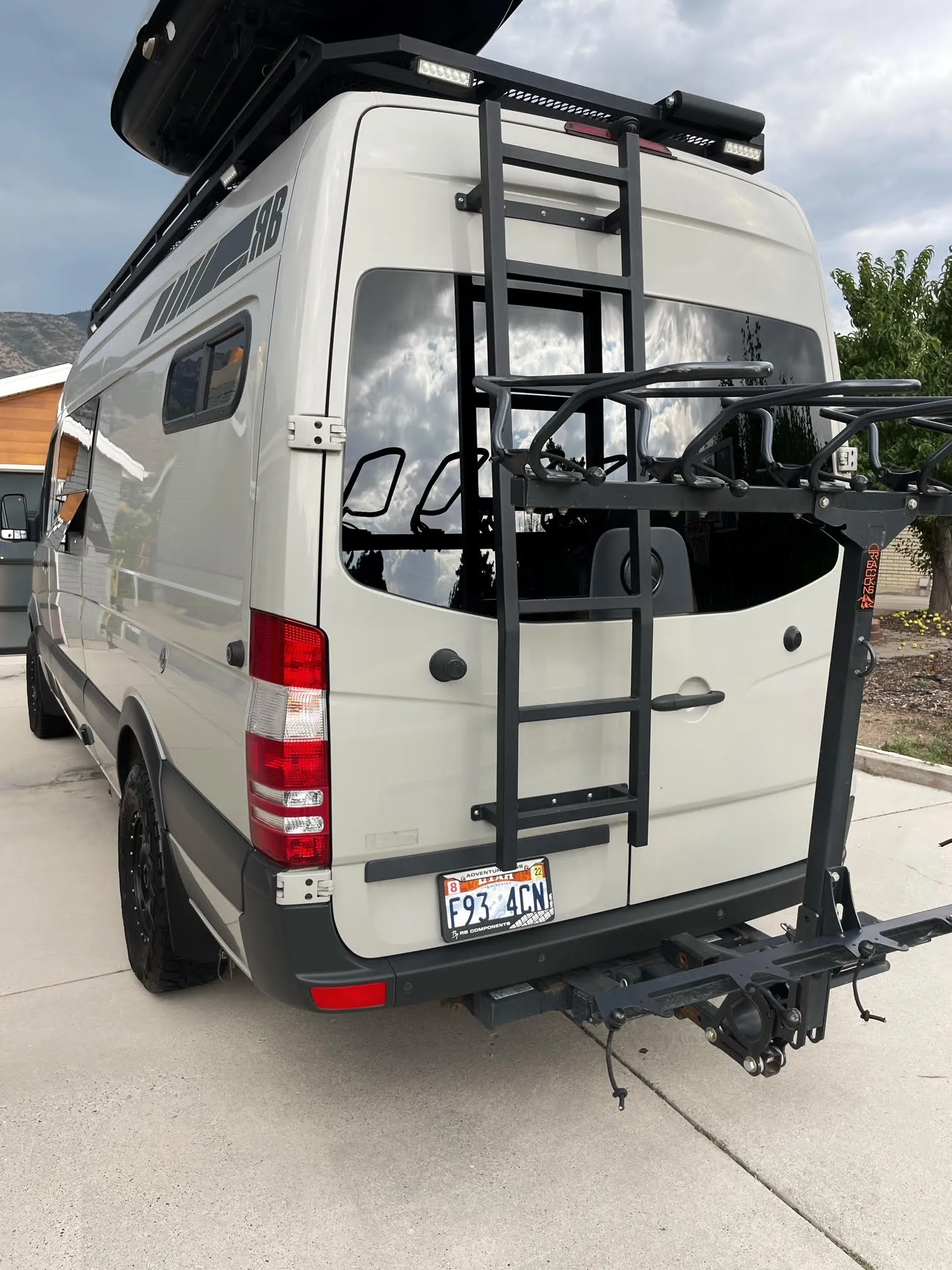 JR 170 Adventure Van - 2500 4x4
