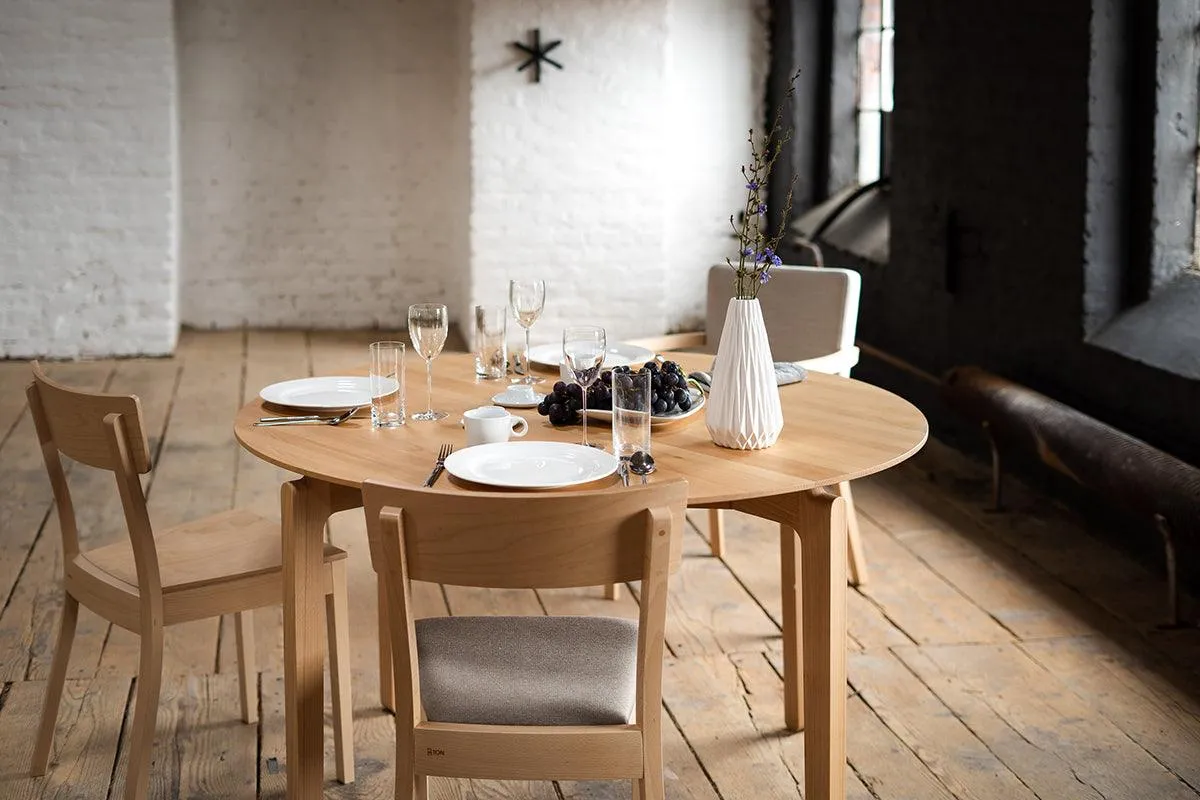 Leaf 443 Round Dining Table