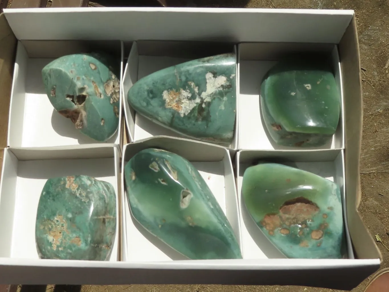 Polished Emerald Mtorolite Galet-Palm Stones x 6 From Mutorashanga, Zimbabwe