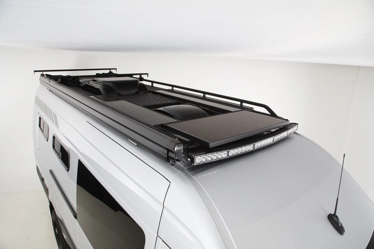 RB Touring Van SN - 170 EXT 3500 4X4