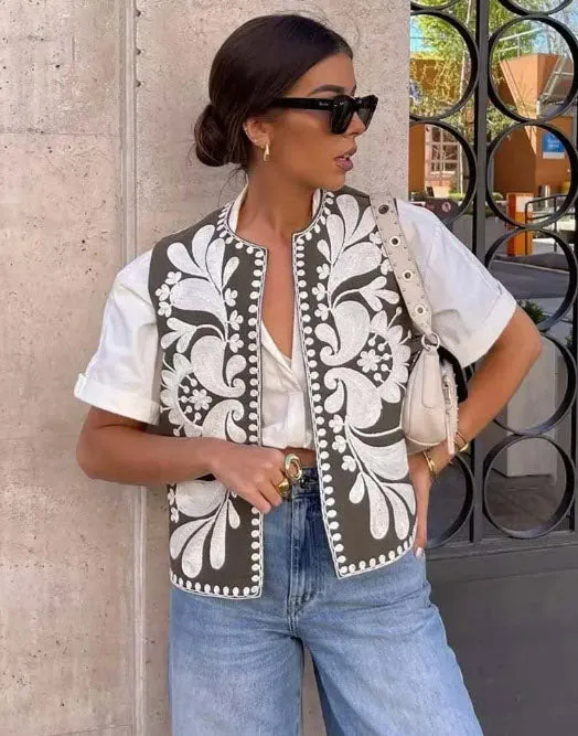 Retro Floral Embroidered Vest