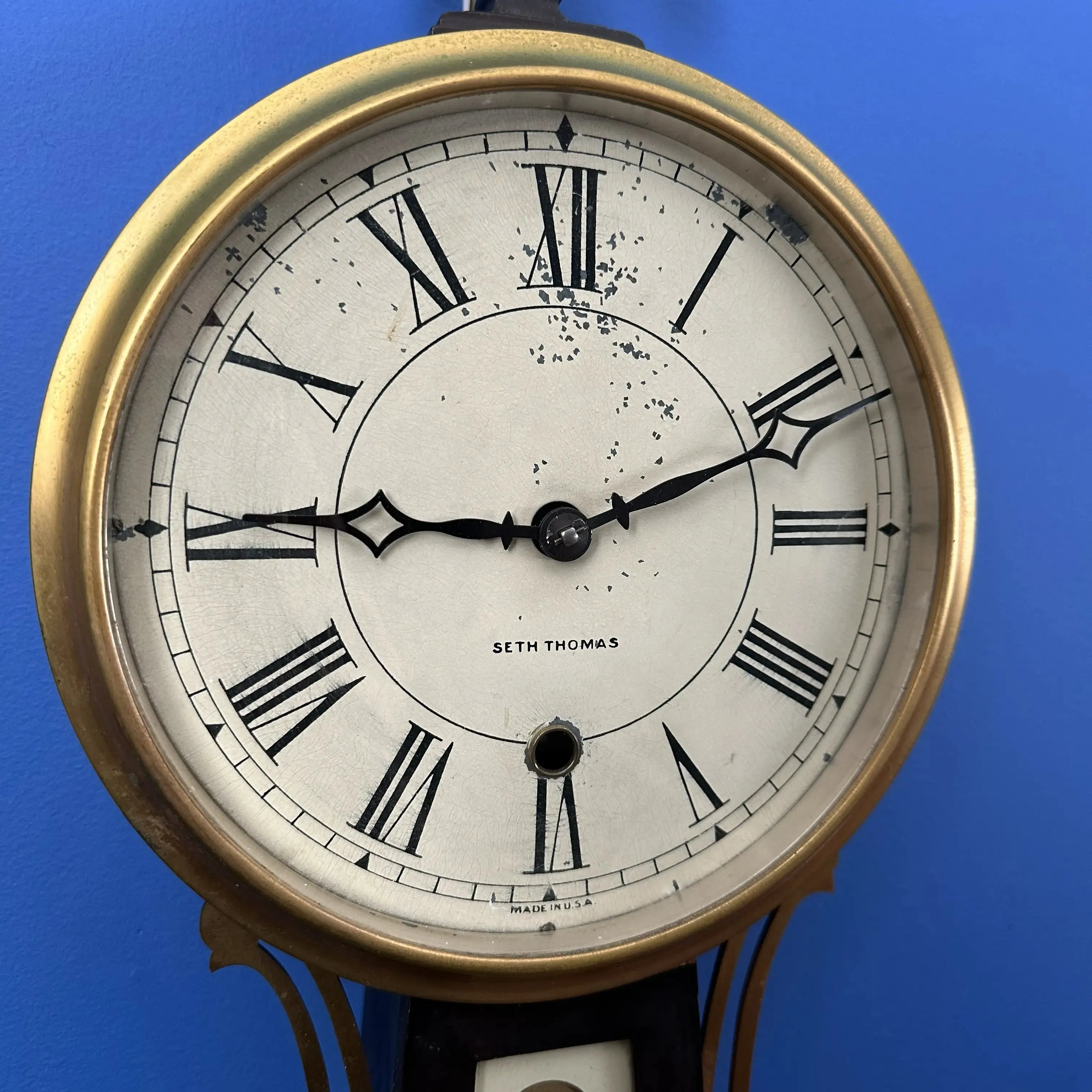 Seth Thomas "Banjo Clock" with a depiction of a naval engagement