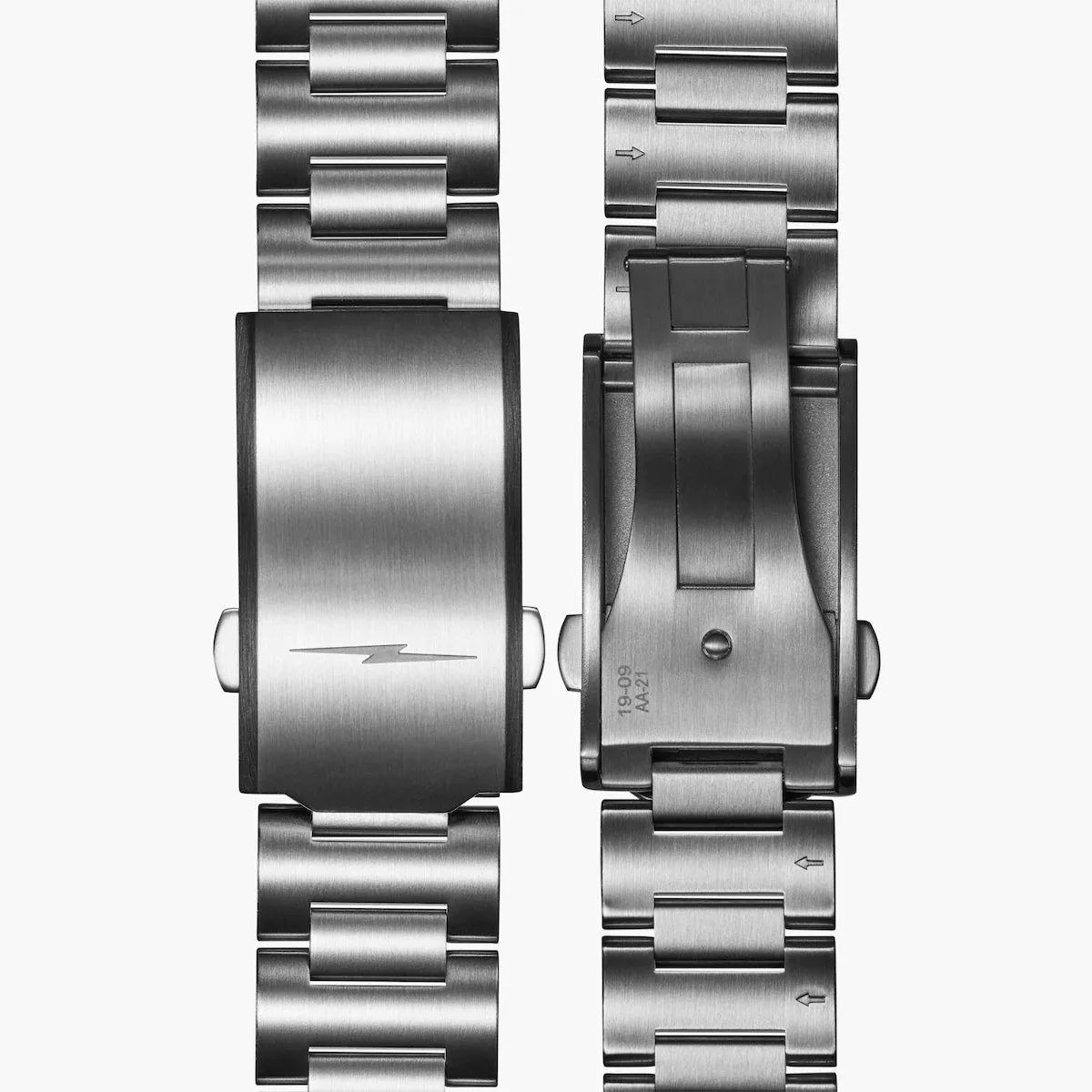 Shinola, The Duck 42mm Blue Dial SS Bracelet