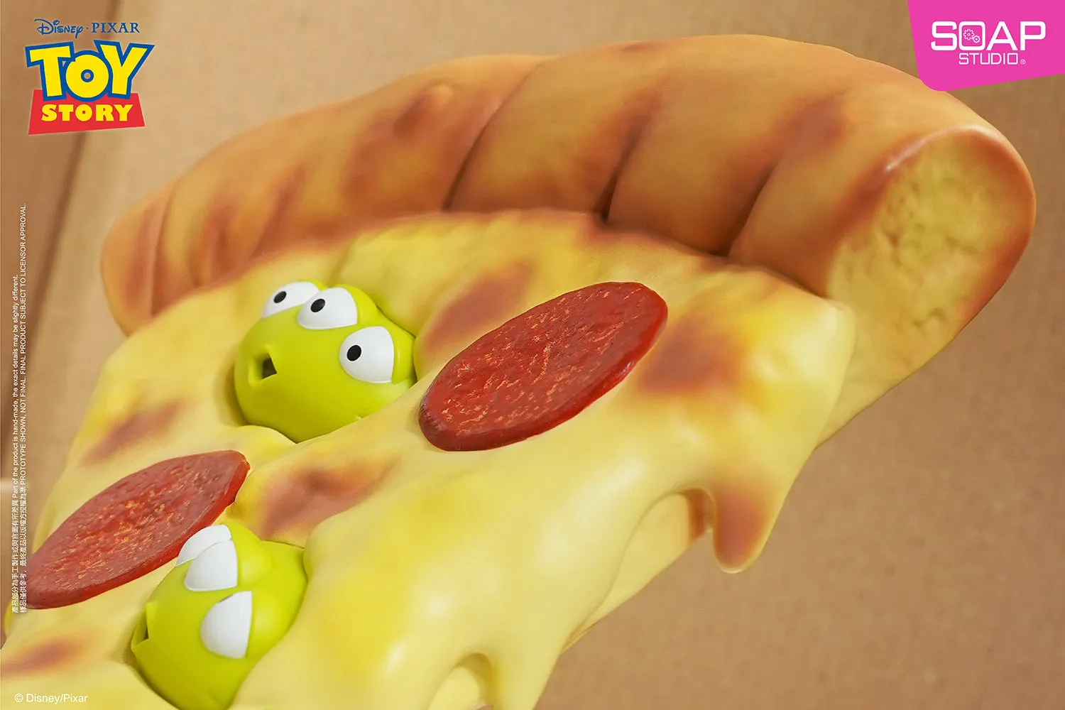 Soap Studio PX022 Pixar Aliens Pizza Day Figure