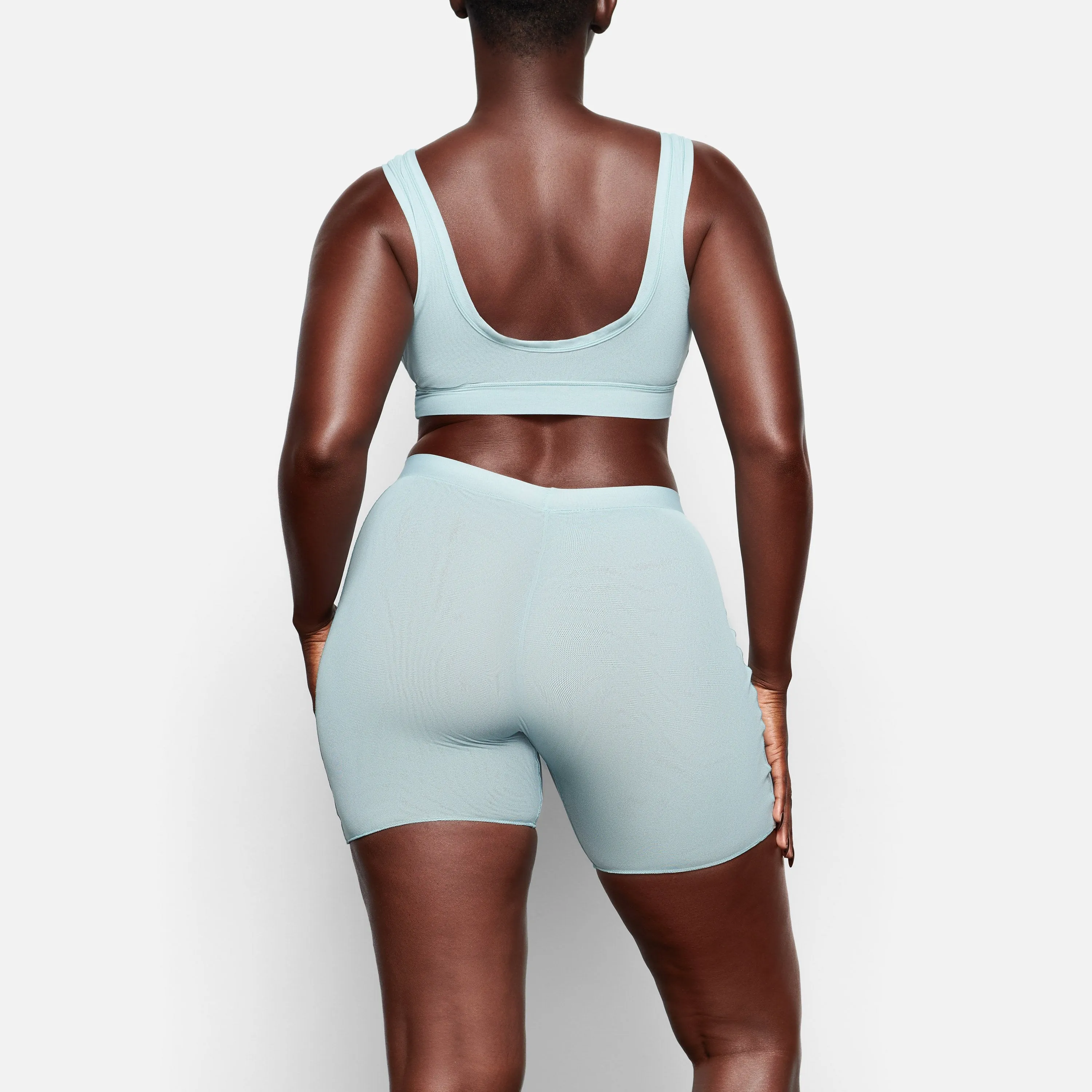 SUMMER MESH SHORT | SKY